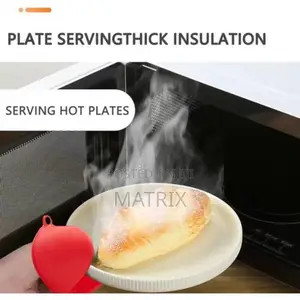 A Pair of Non-Toxic Heat Resistant Cooking Gloves Kitchen Silicone