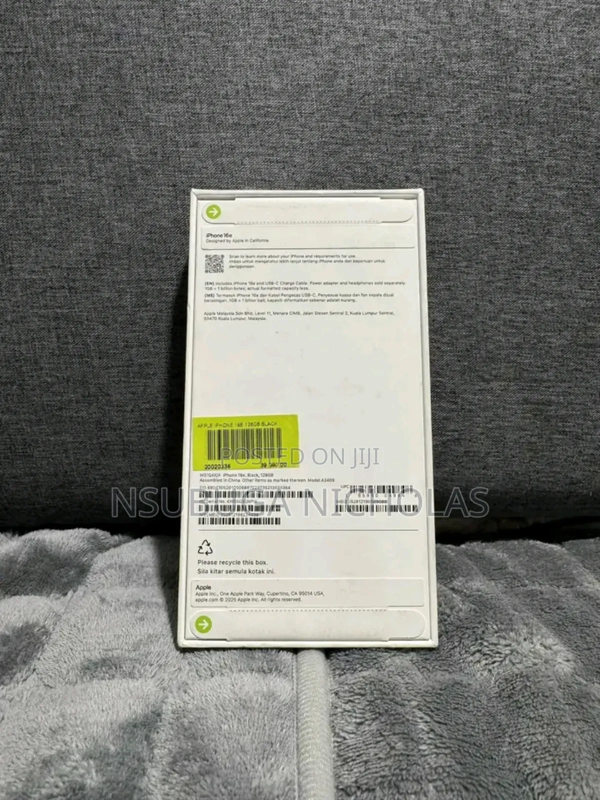 New Apple iPhone 16e 256 GB Gold
