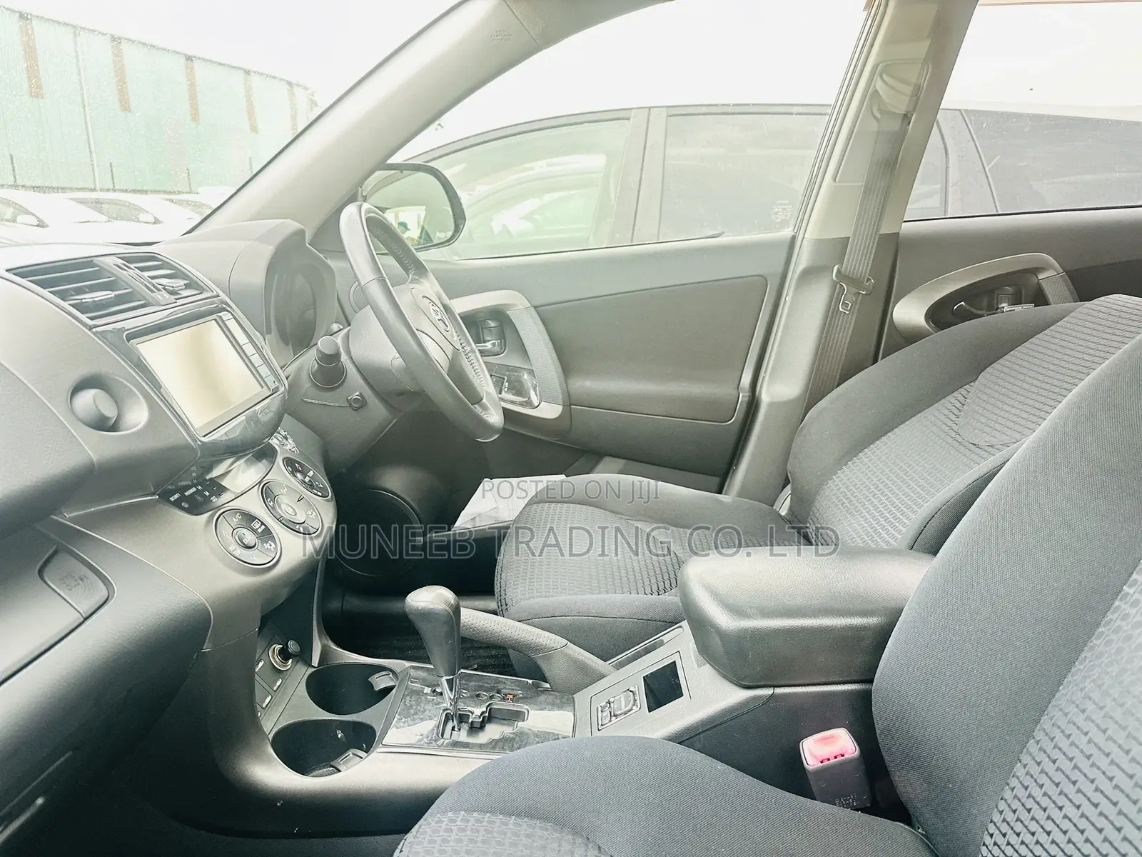 Toyota Vanguard 2010 Black