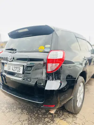 Toyota Vanguard 2010 Black