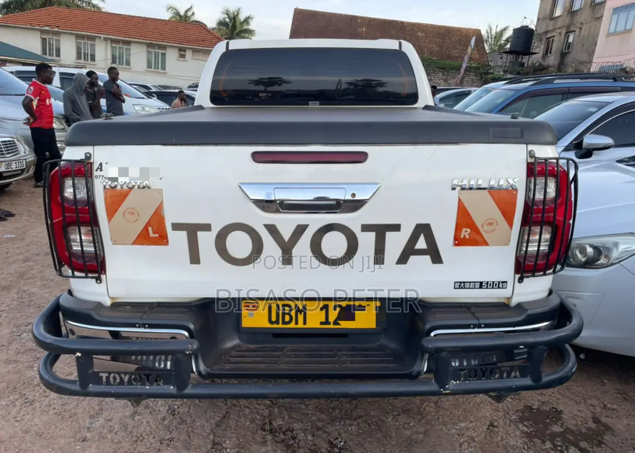 Toyota Hilux 2.8 Diesel 2020 White