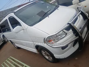 Toyota Regius 1995 White