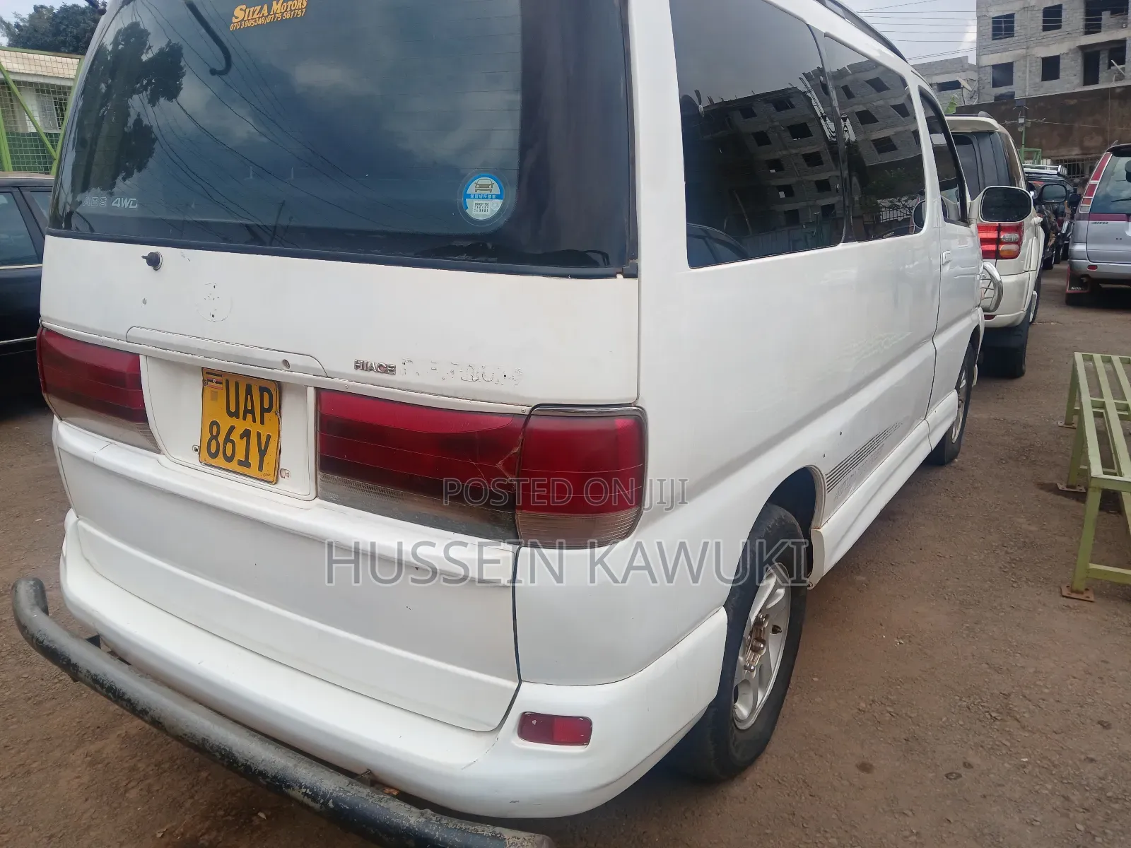 Toyota Regius 1995 White