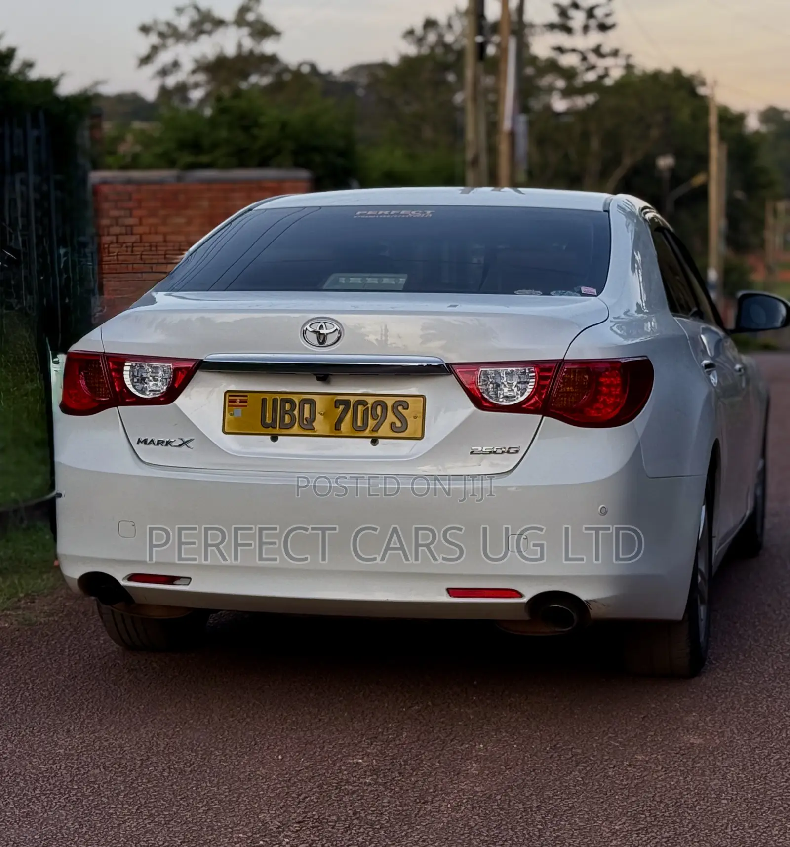 Toyota Mark X 2.5 AWD 2011 White
