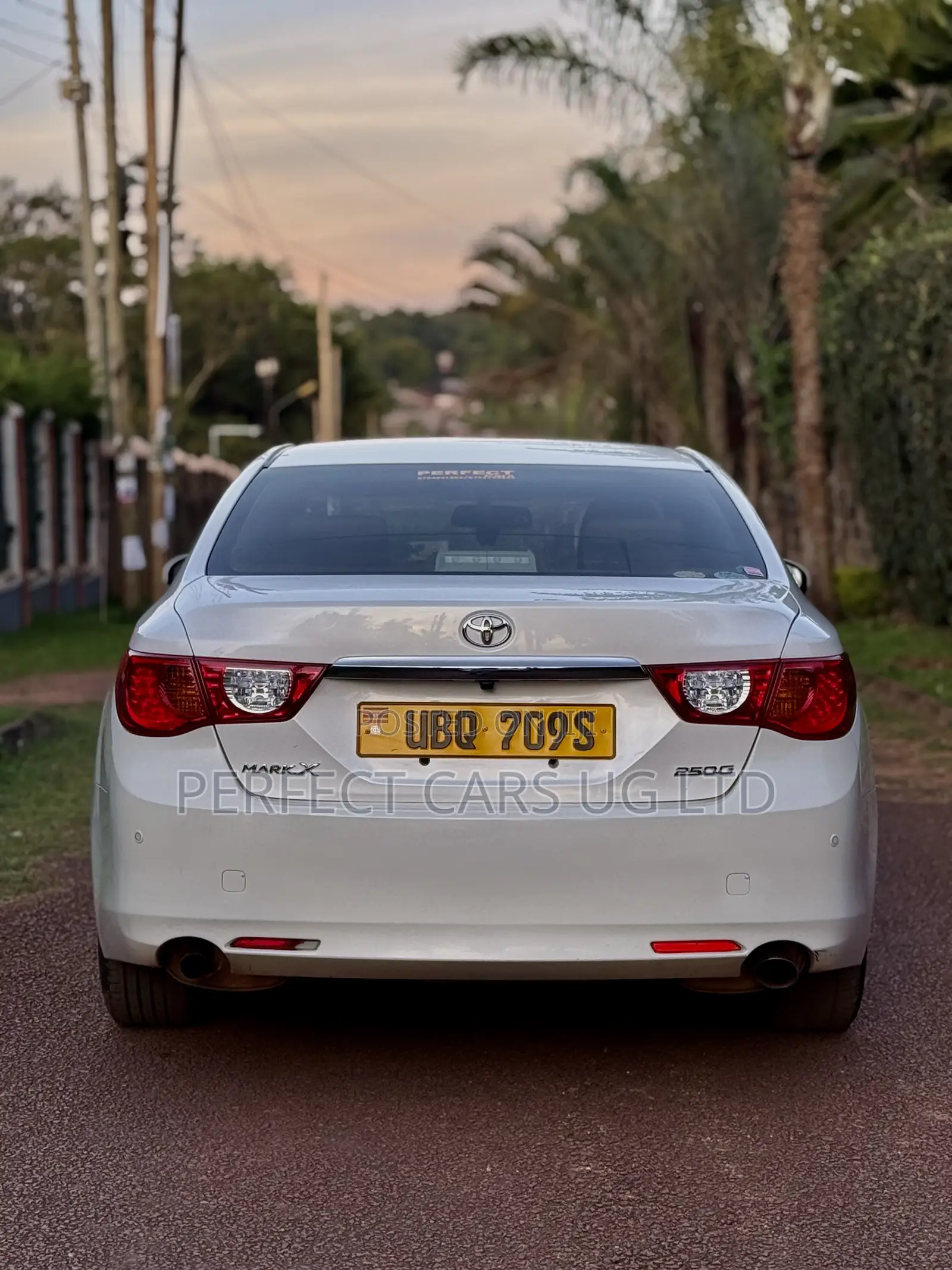Toyota Mark X 2.5 AWD 2011 White