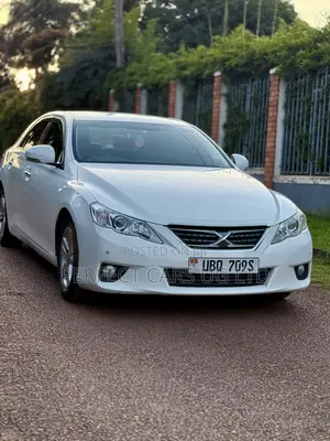 Toyota Mark X 2.5 AWD 2011 White