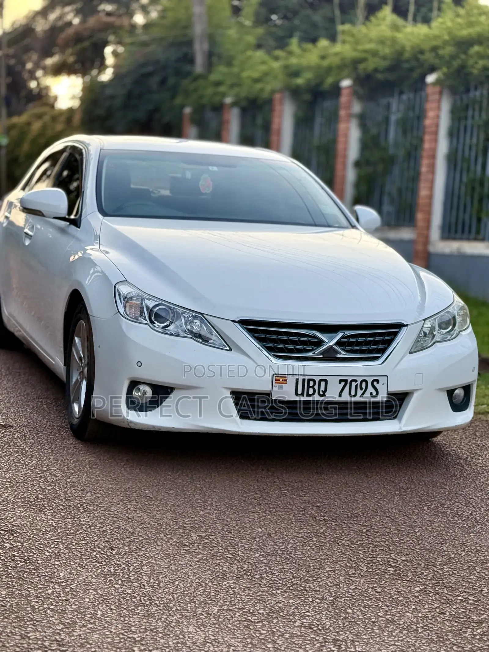 Toyota Mark X 2.5 AWD 2011 White