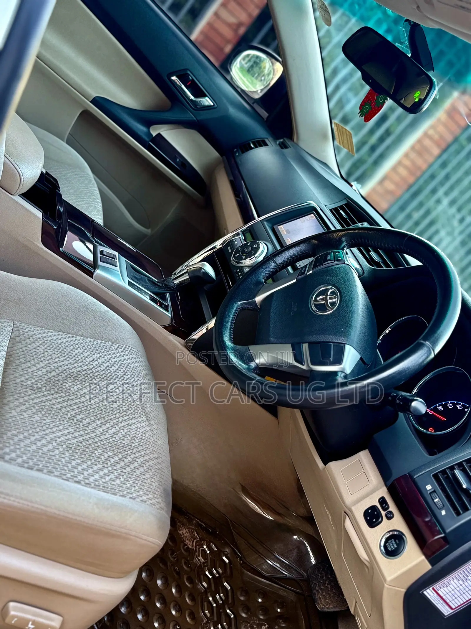 Toyota Mark X 2.5 AWD 2011 White