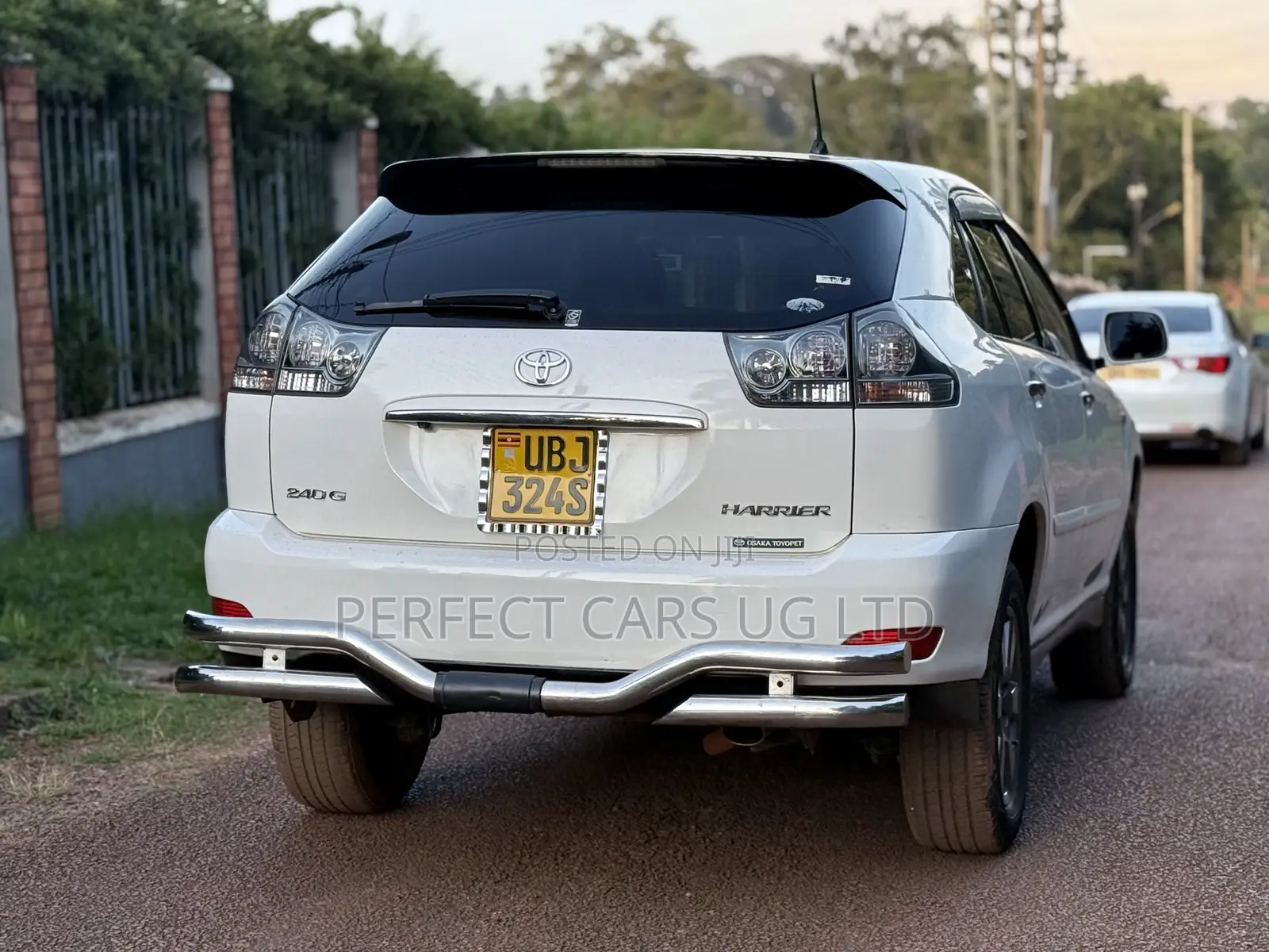 Toyota Harrier 2.4 2008 Off white