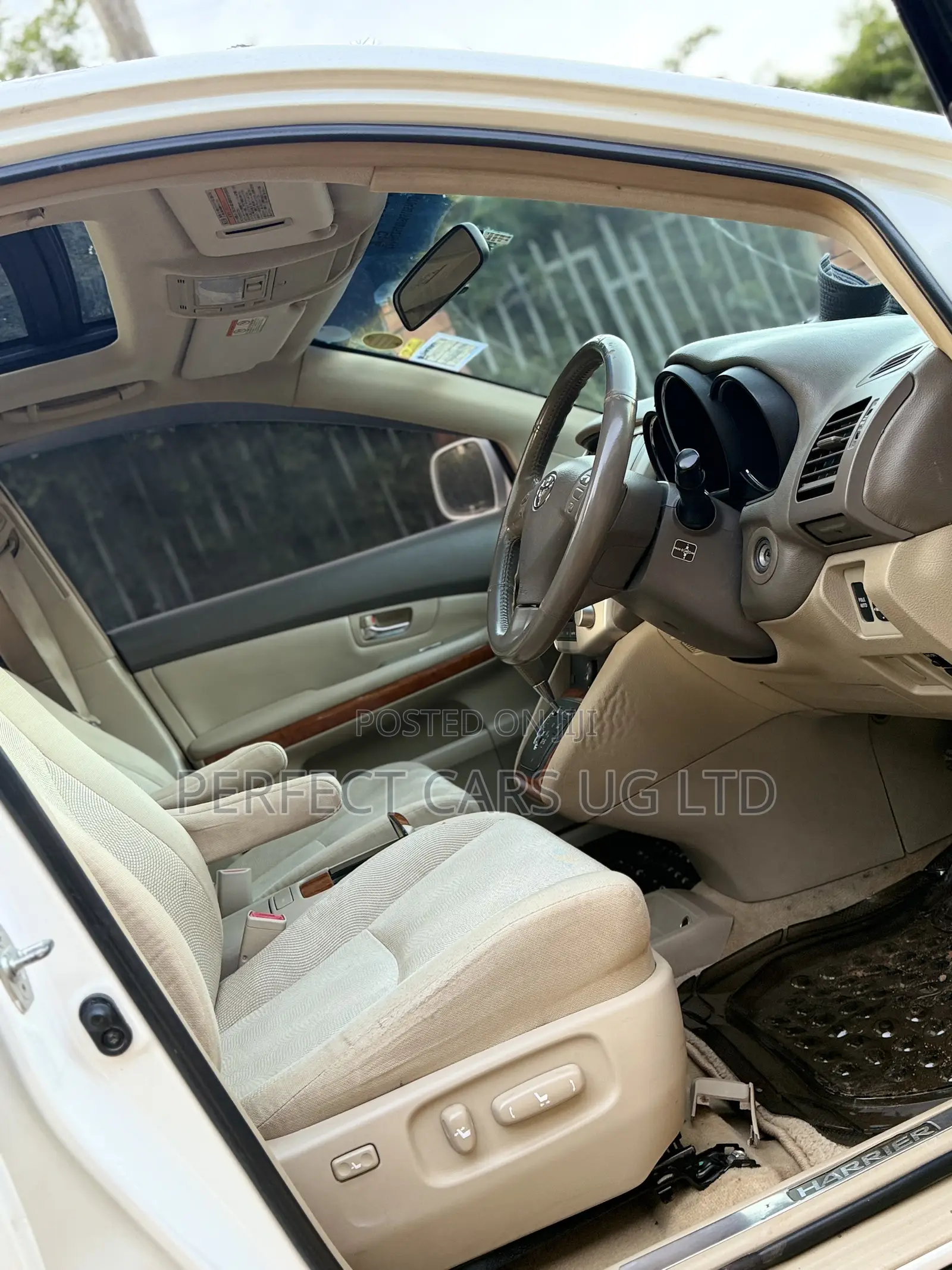 Toyota Harrier 2.4 2008 Off white