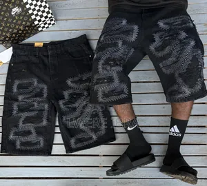 Black Damage Three Quarter Jeans
