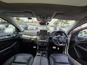 Mercedes-Benz GLE-Class GLE 350d 4MATIC 2017 White