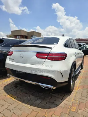 Mercedes-Benz GLE-Class GLE 350d 4MATIC 2017 White