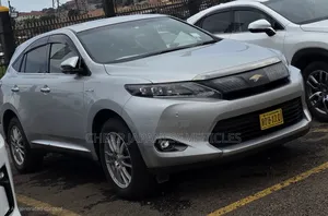 Toyota Harrier 2.5 Hybrid 4WD 2014 Silver