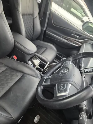 Toyota Harrier 2.5 Hybrid 4WD 2014 Silver