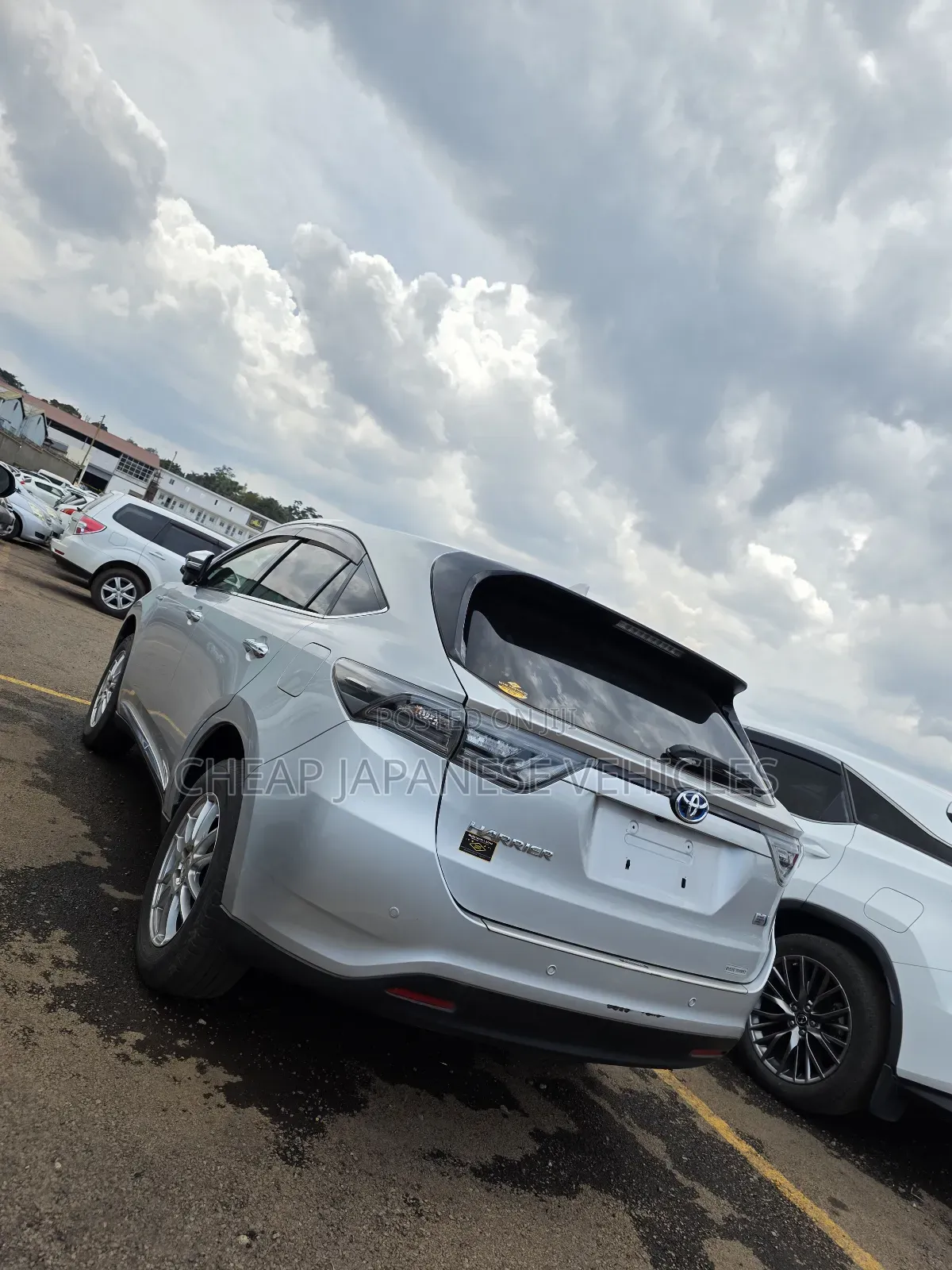 Toyota Harrier 2.5 Hybrid 4WD 2014 Silver
