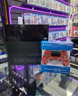 Playstation 4 Standard High Version (2pads 10games)