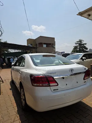 Toyota Premio 2017 Pearl
