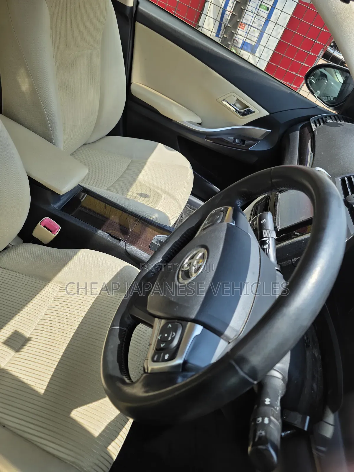 Toyota Premio 2017 Pearl