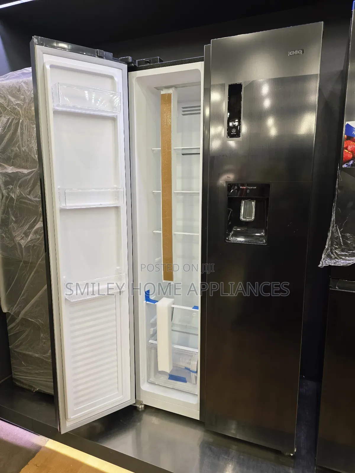 750ltrs Chiq Side by Side Frost Free Refrigerator Black Color