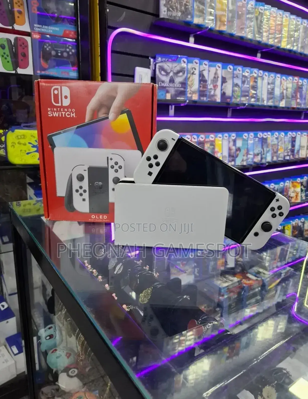 Nitendo Switch Oled. Brand New Condition