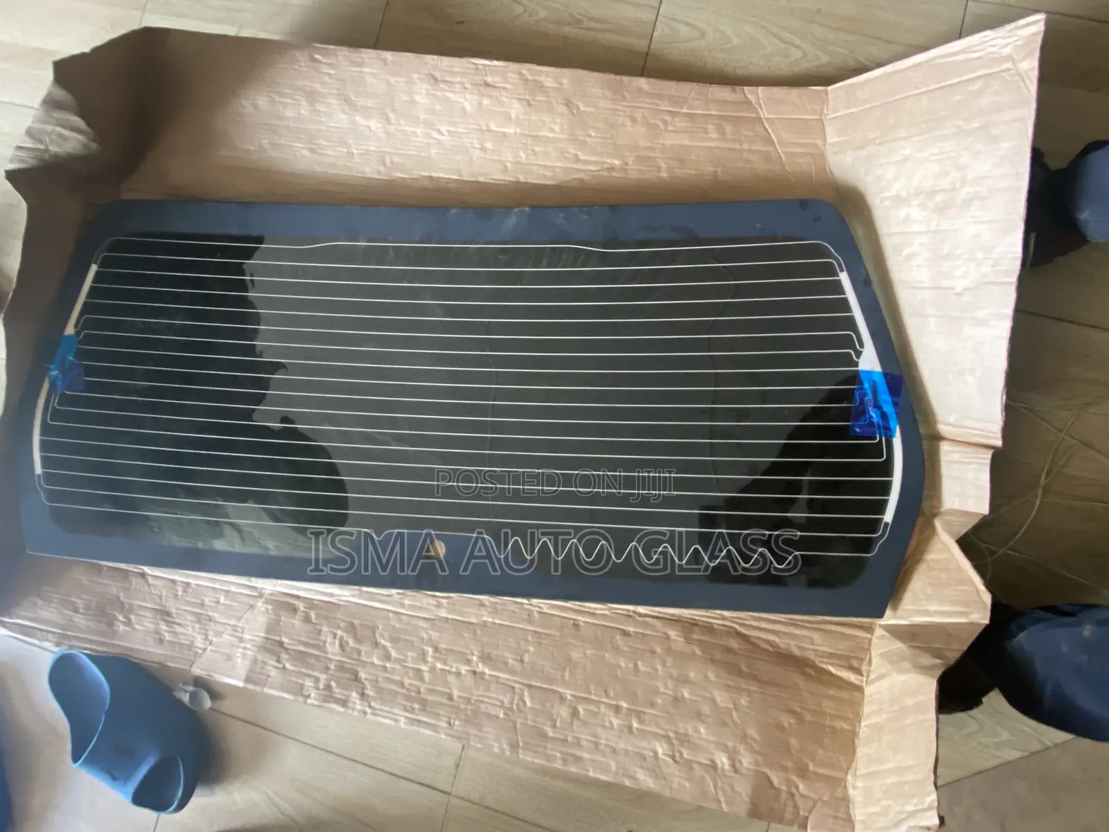 Subaru Rear Boot Glasses