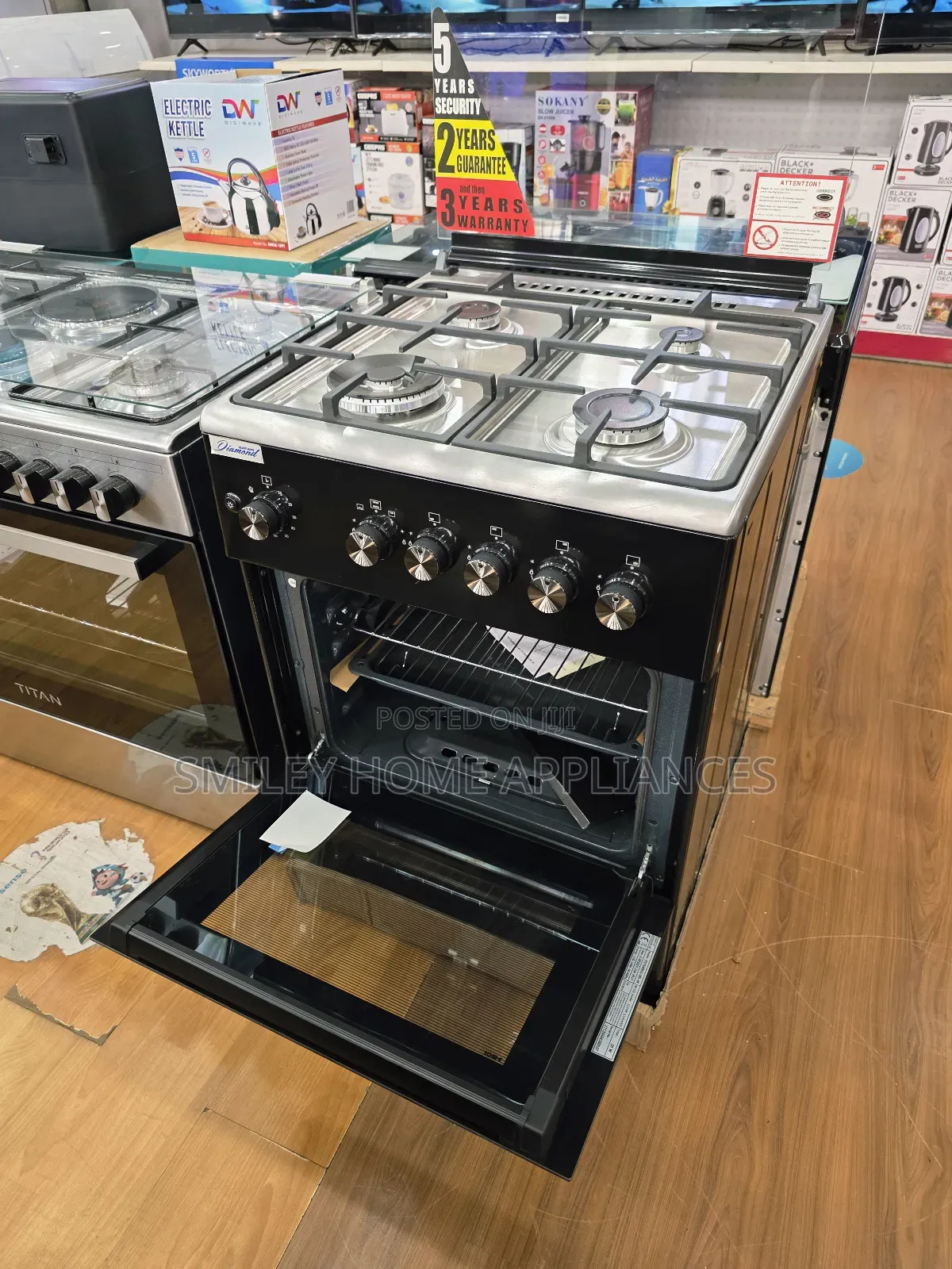 60cm*60cm Blueflame Gas Cooker With an Electric Oven at Discounted Price