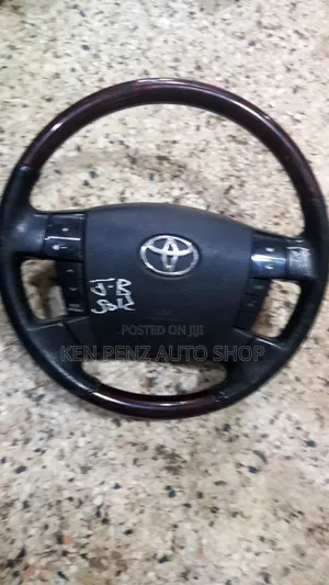 Mark X, Lexus and Kluger Steering Wheel With Burtons