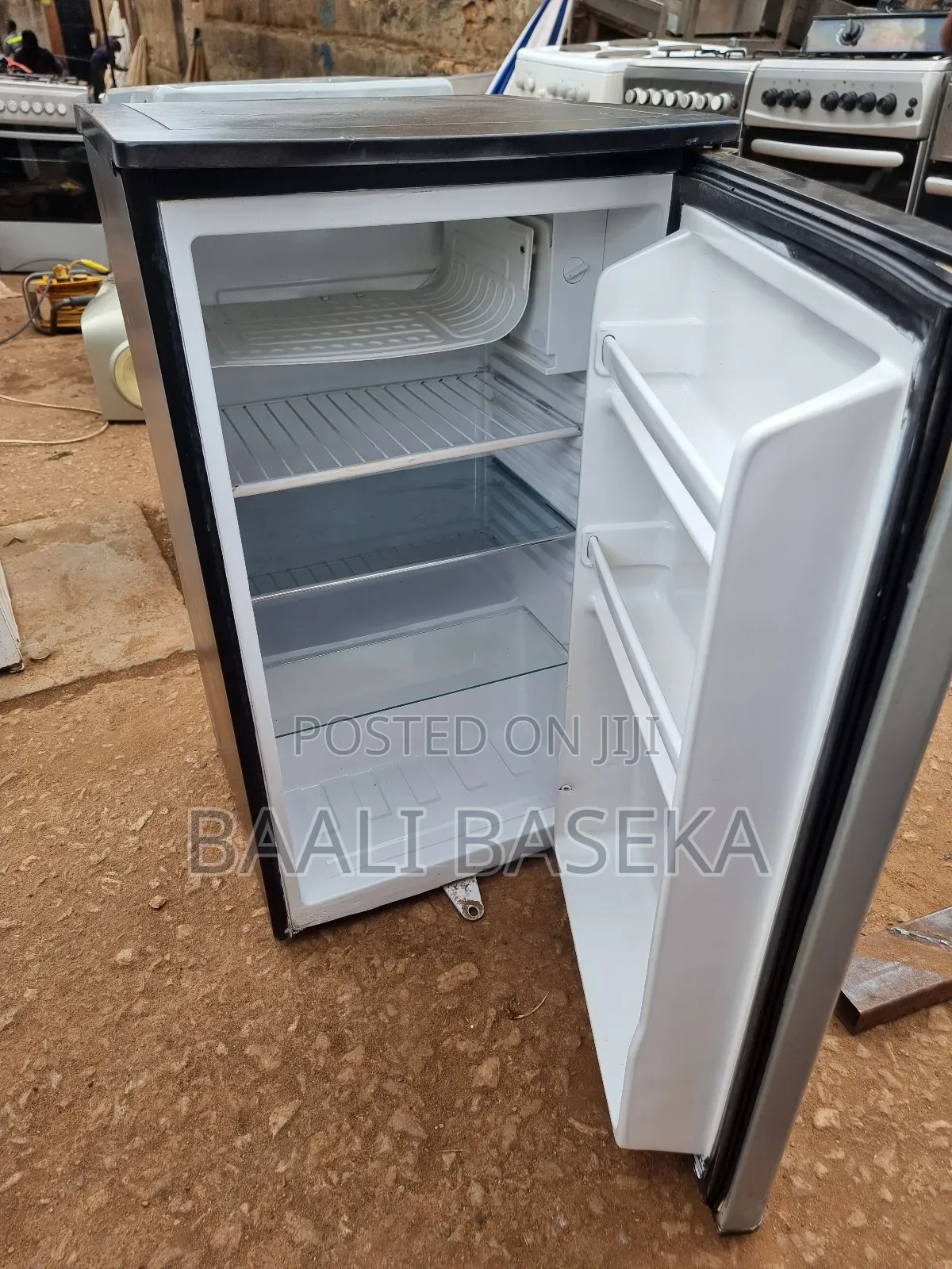 Unique and Valuable Fridge/120litres/Fast Delivery