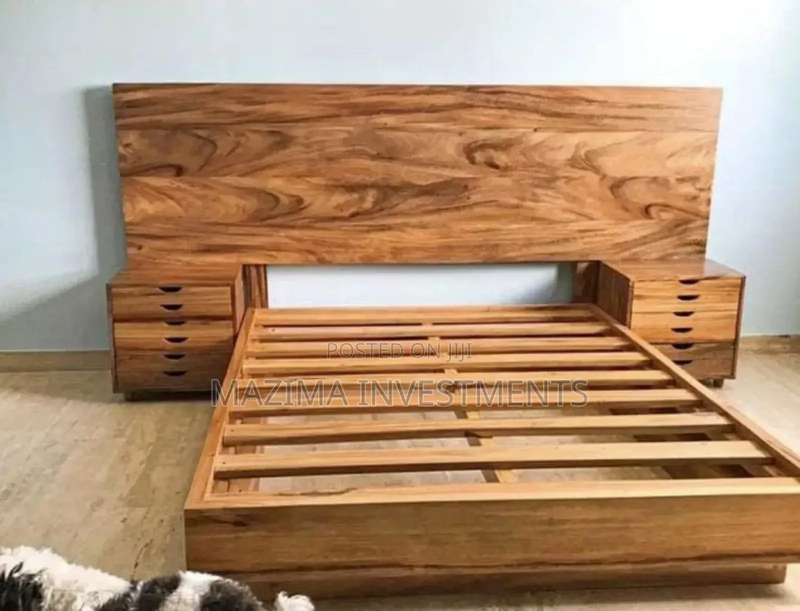 Hard Wood Bed 5by6 Plain Mugavu