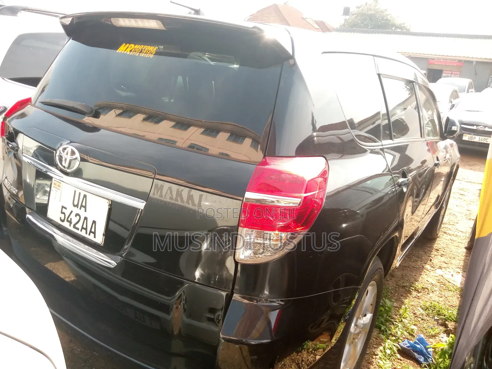 Toyota Vanguard 2011 Black