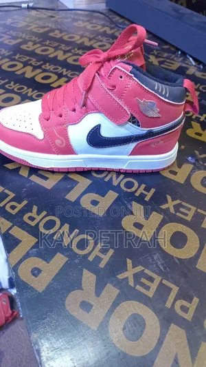 Jordan Original Sneakers
