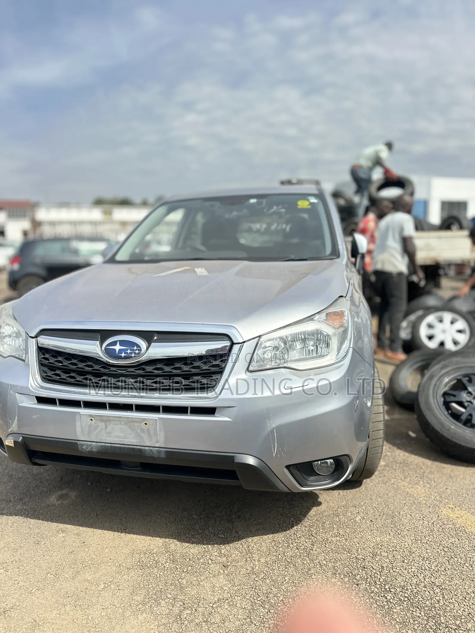 Subaru Forester 2.0XT Touring 4dr SUV AWD (2.0L 4cyl Turbo CVT) 2014