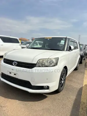 Toyota Corolla Rumion Hatchback 1.8 AWD 2012 White