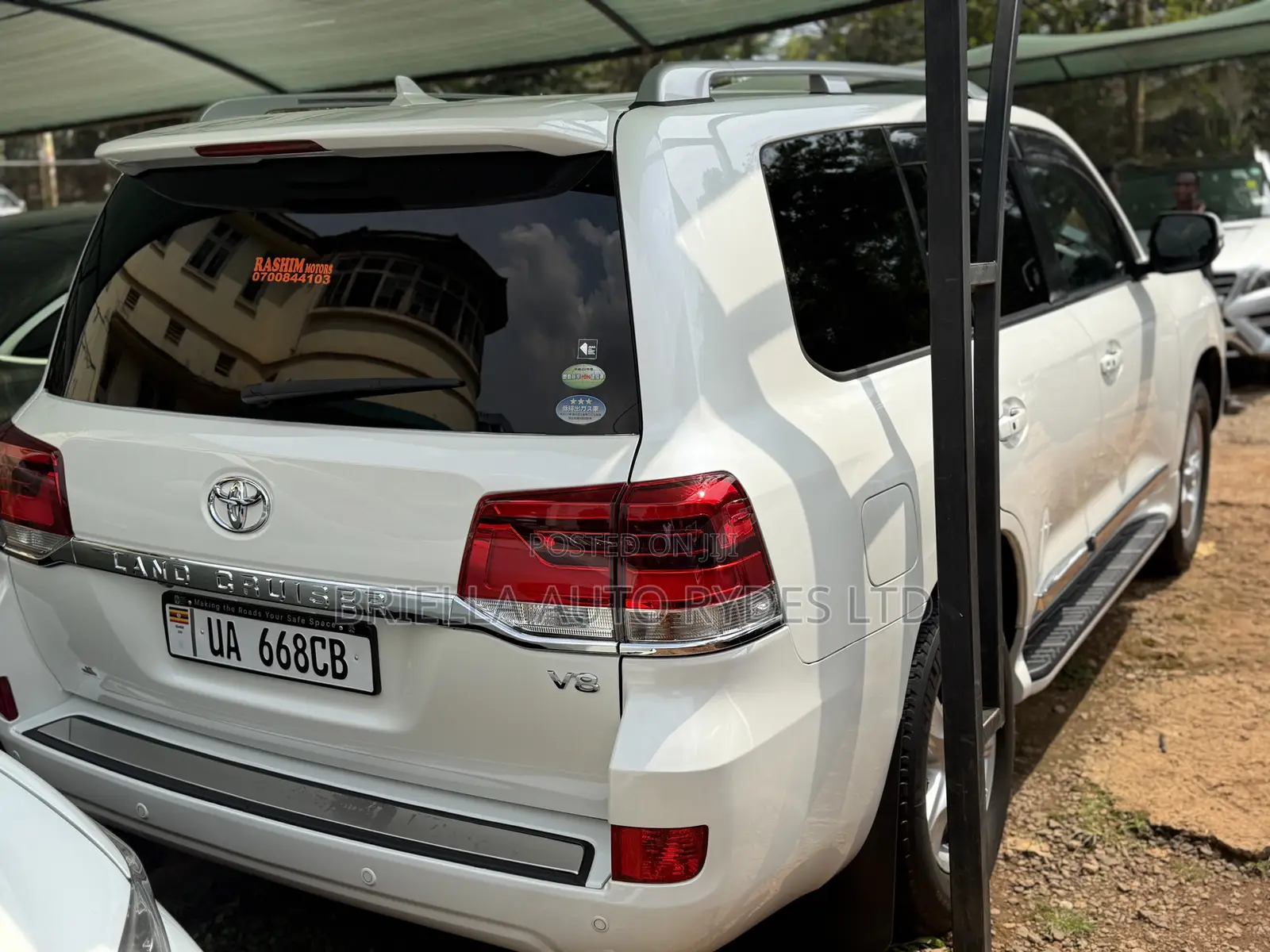 Toyota Land Cruiser Prado 2011 White