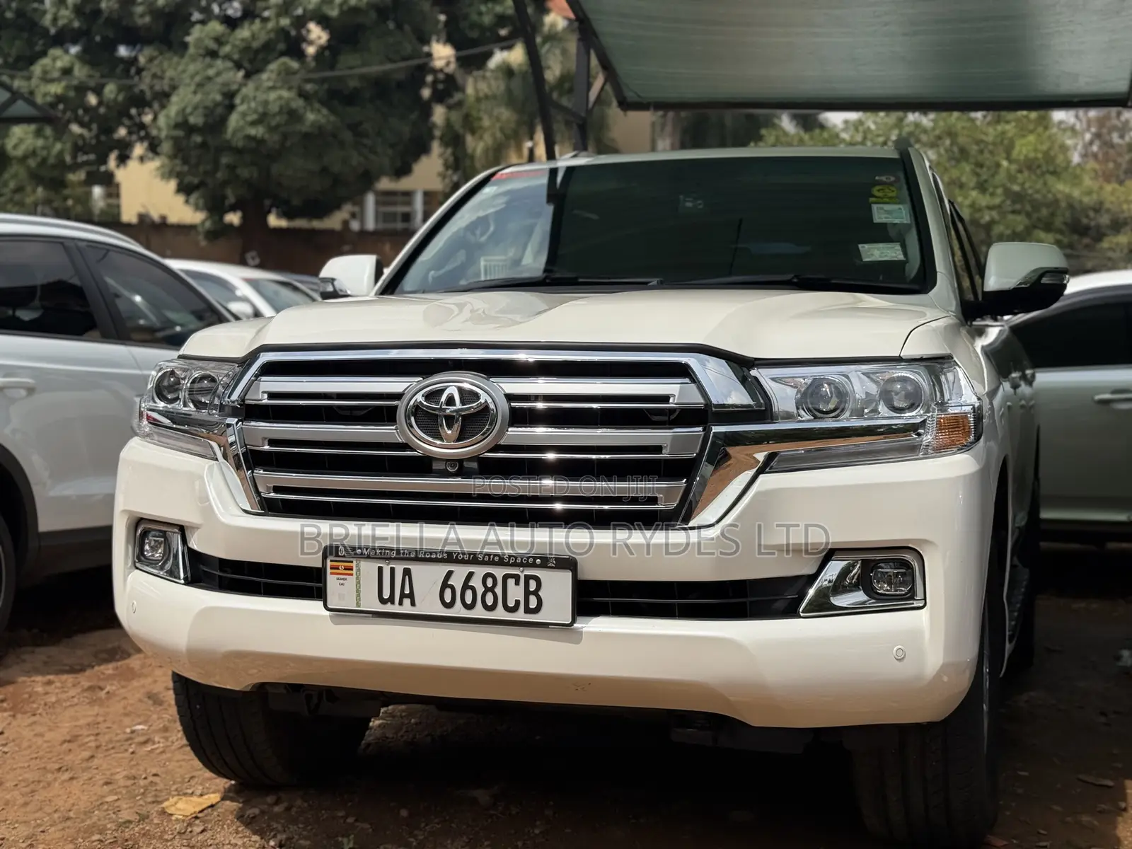 Toyota Land Cruiser Prado 2011 White
