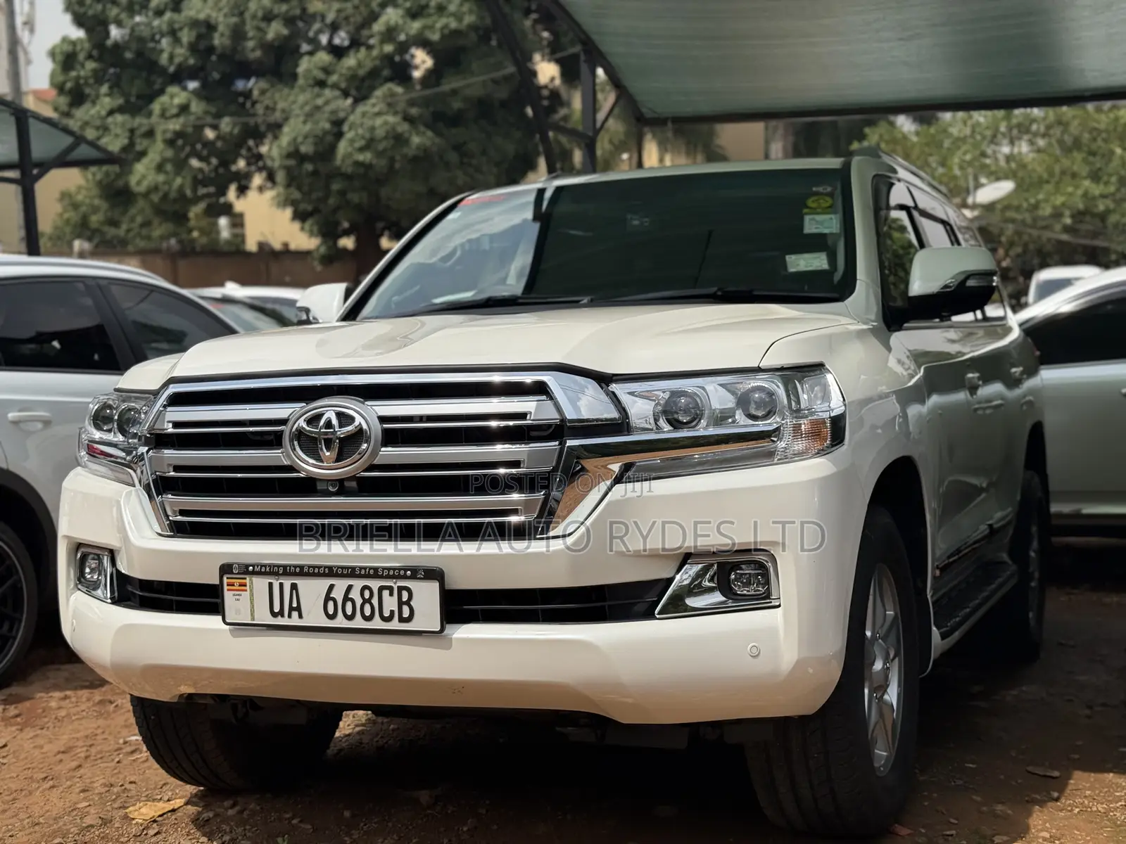 Toyota Land Cruiser Prado 2011 White