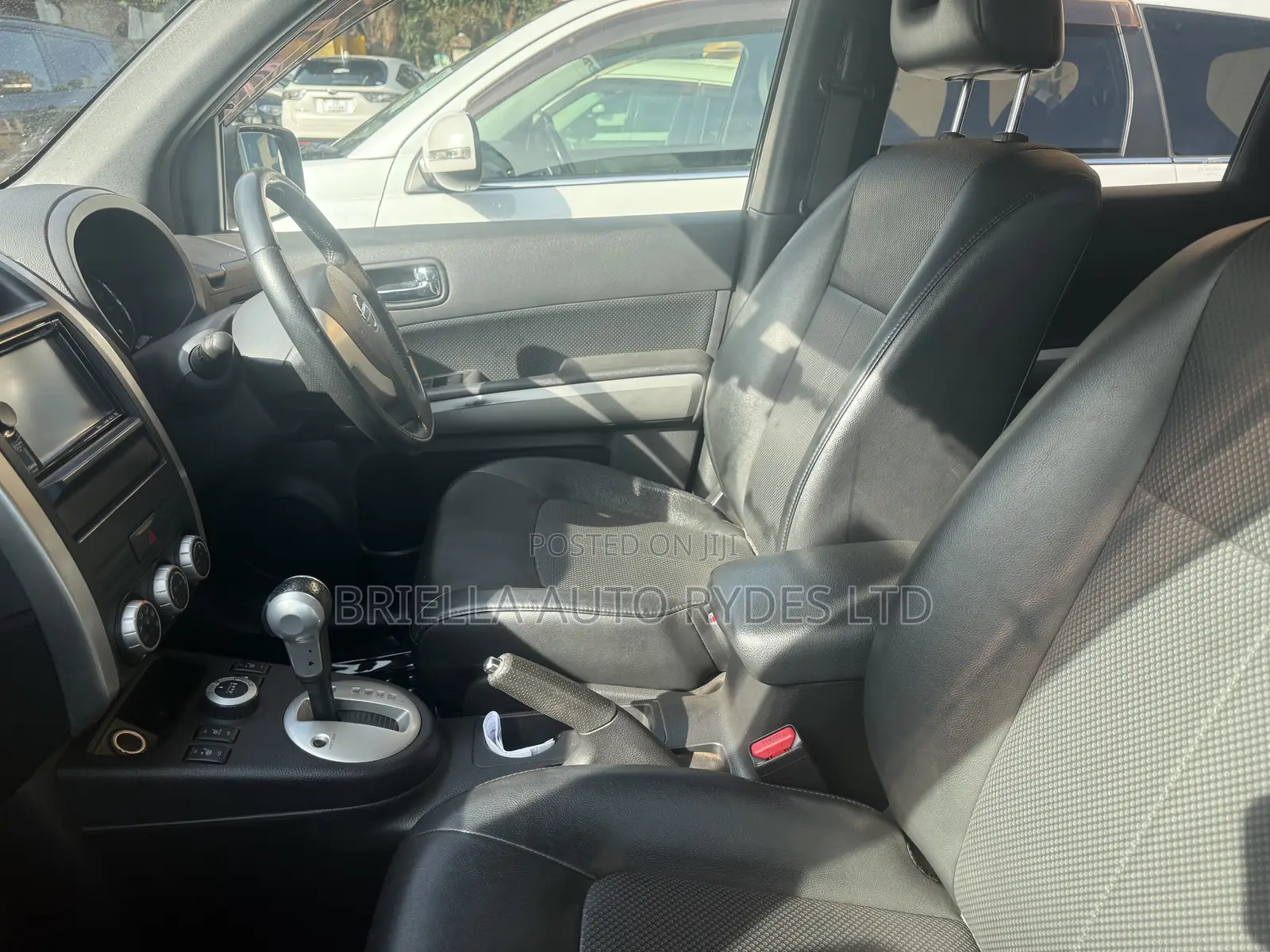 Nissan X-Trail 2010 Black