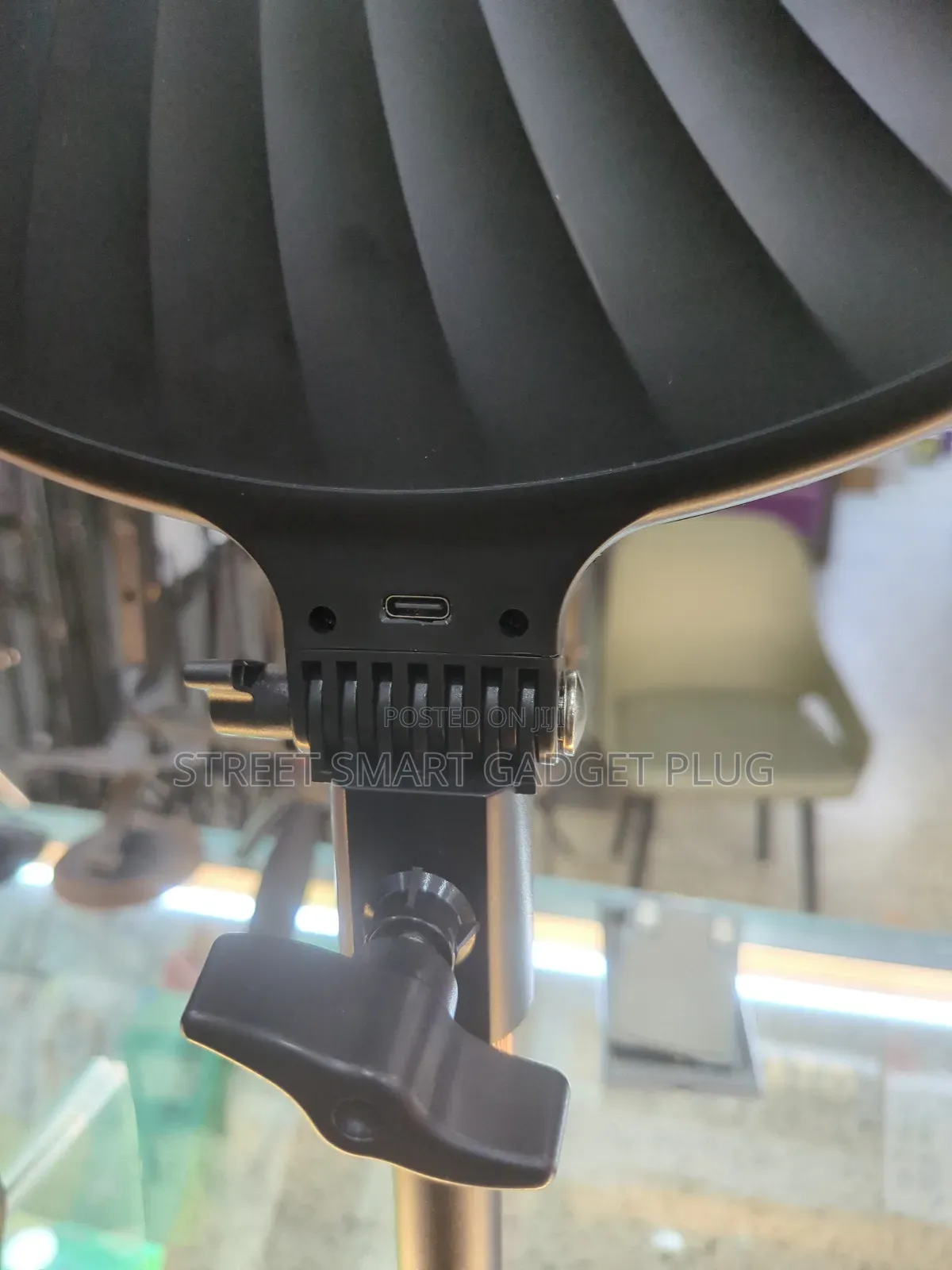 Zsyb M300bi Rechargeable Video Light for Makeup