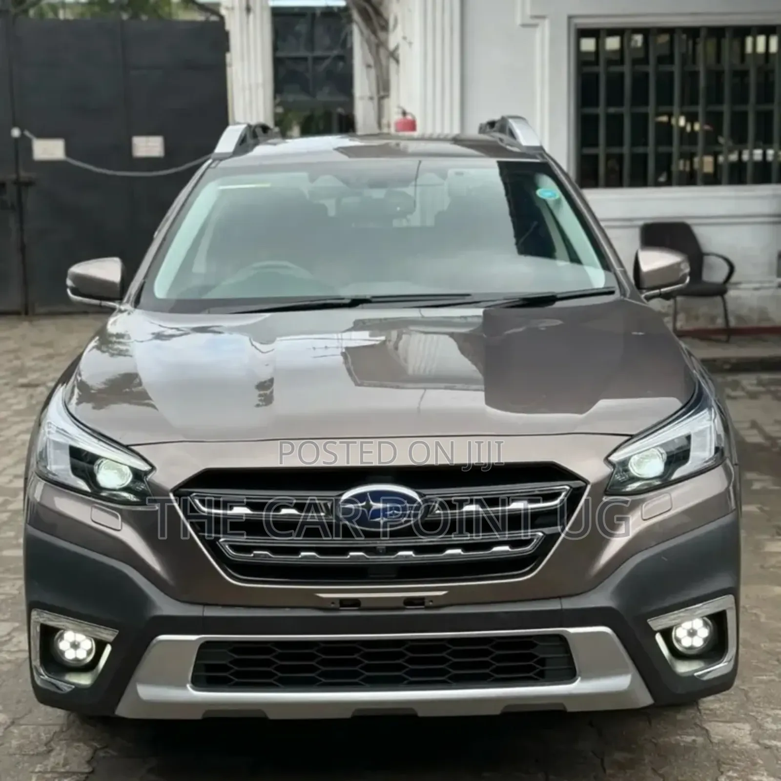 Subaru Outback 2023 Brown
