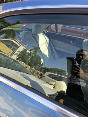 Mercedes-Benz E300 2010 Blue