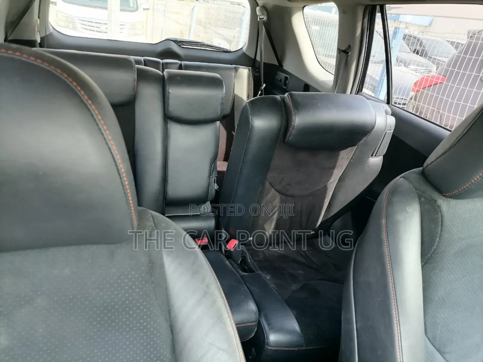 Toyota Vanguard 2013 Black