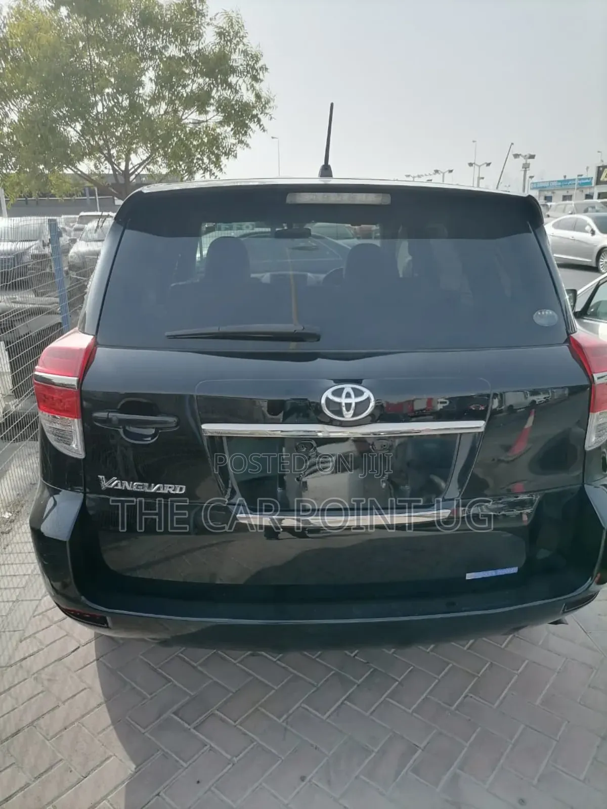Toyota Vanguard 2013 Black