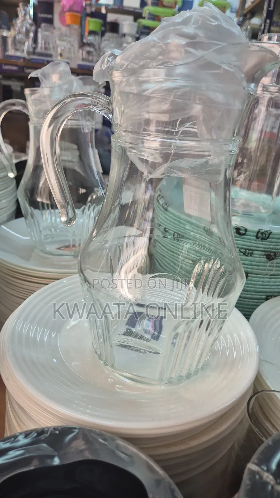 Glass Pitcher Jug With Lid Milk Carafe Glass Water Jug for Dining