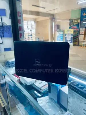New Laptop Dell Latitude 3120 4GB Intel Core I3 SSD 128GB