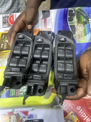 Switch Scesor