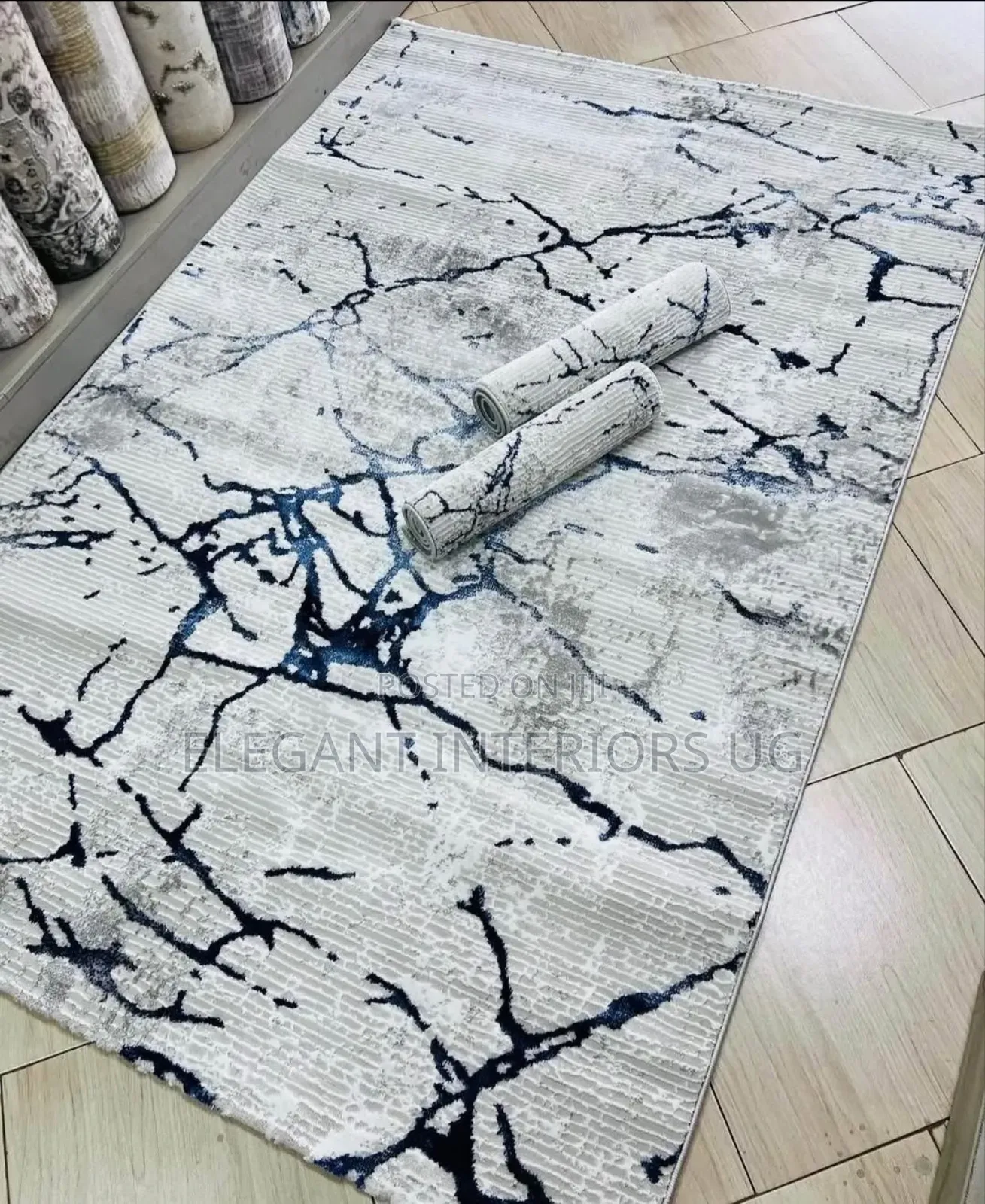 Legit Center Carpets Available in All Designs and Colours at Cheap