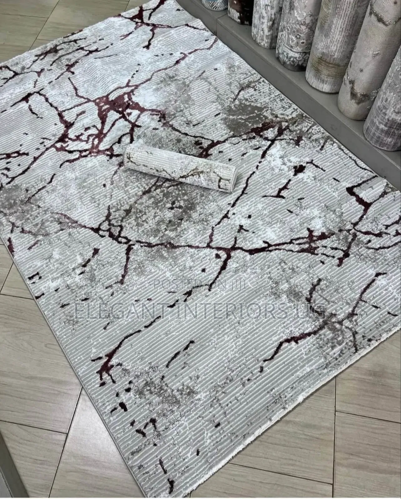 Elegant Center Carpets Available at Favorable Price in All Colours