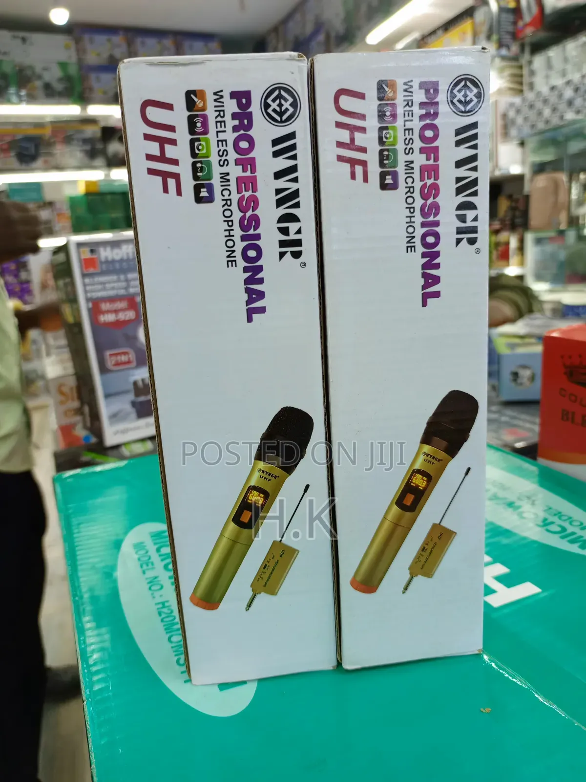 WVNGR Professional Wireless Microphones (Uhf).