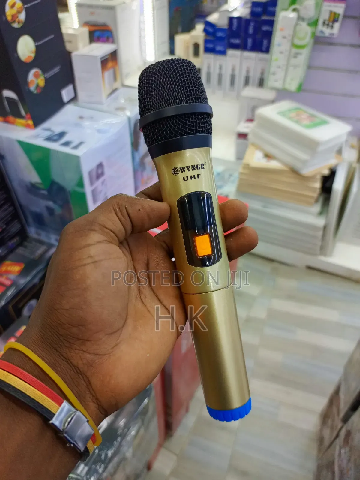 WVNGR Professional Wireless Microphones (Uhf).